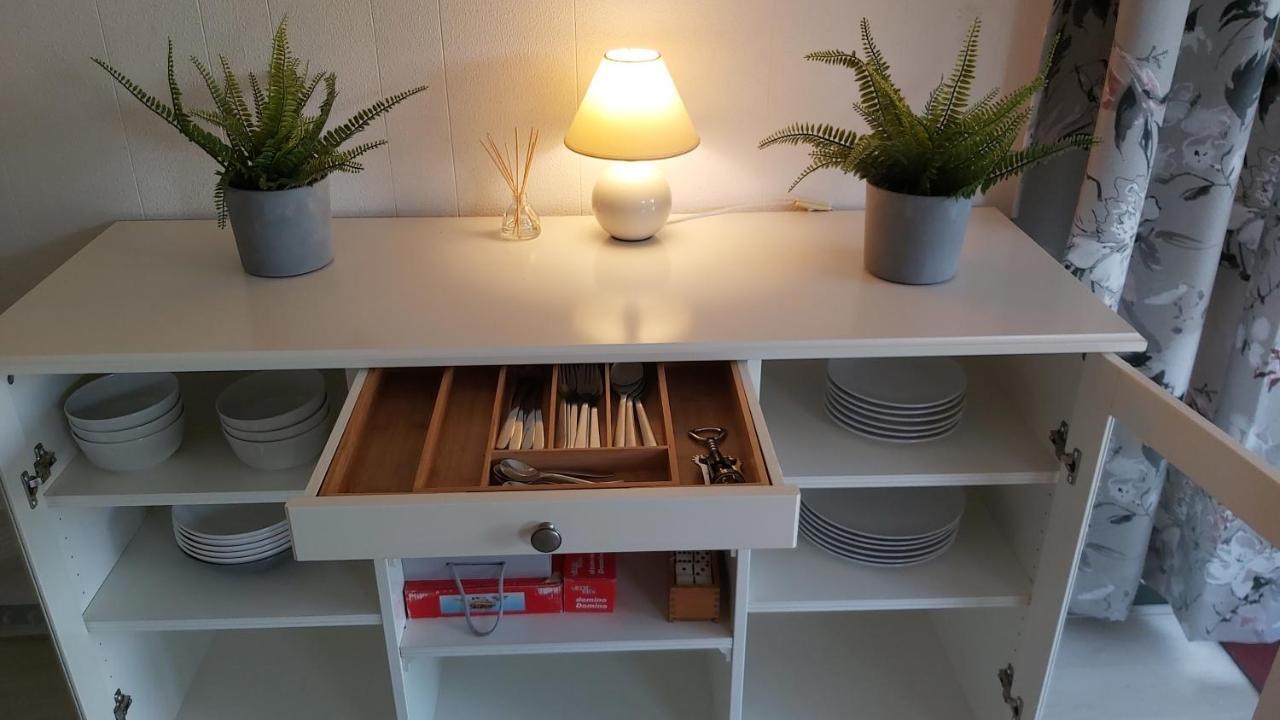 Comfortabel En Gezellig Familie Chalet Tot 6 Personen Op De Veluwe Bungalowpark De Kern بوتِنْ المظهر الخارجي الصورة