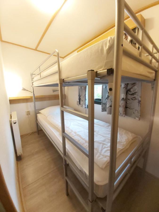 Comfortabel En Gezellig Familie Chalet Tot 6 Personen Op De Veluwe Bungalowpark De Kern بوتِنْ المظهر الخارجي الصورة